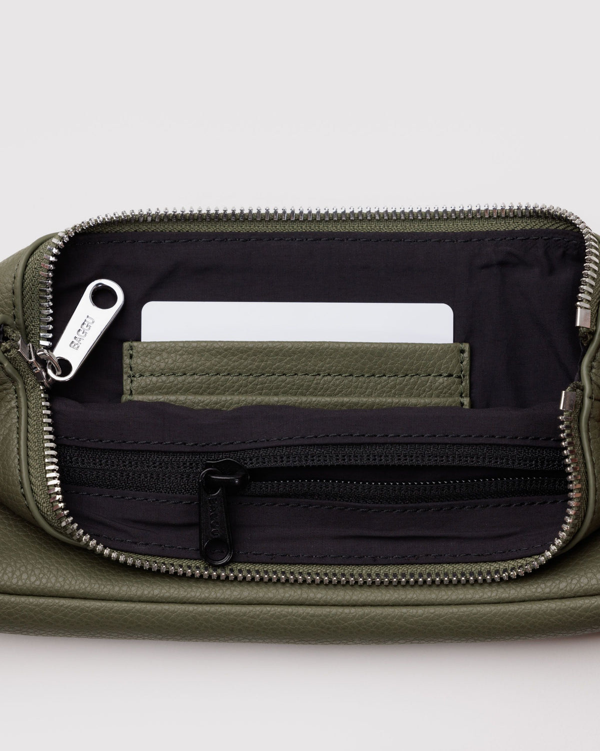 RECYCLED LEATHER POCHETTE - US 6900