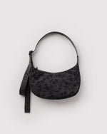 SMALL NYLON CRESCENT BAG - US 8535