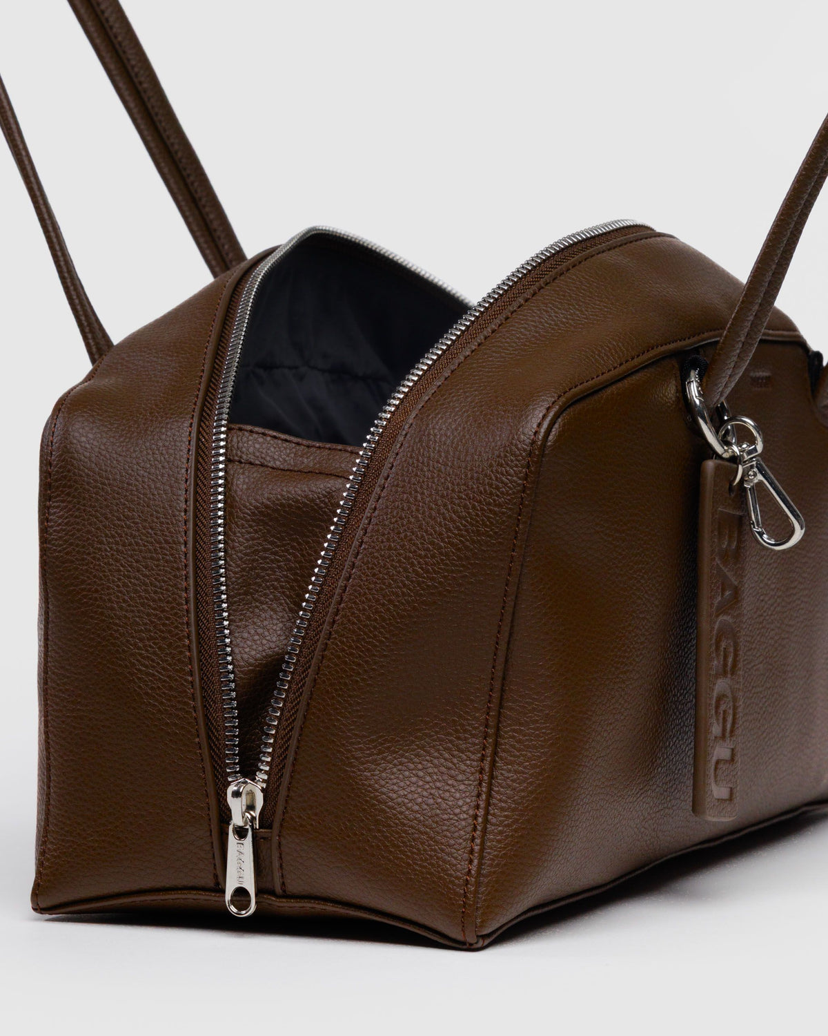 RECYCLED LEATHER BOWLER BAG - US 7000