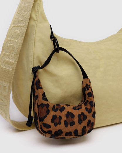 CRESCENT BAG CHARM - US 1659
