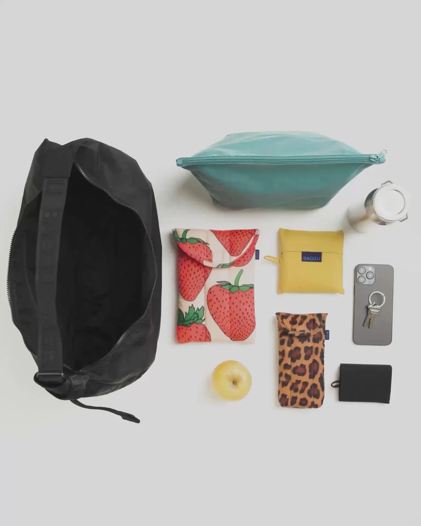 LARGE NYLON CRESCENT BAG - US 9337